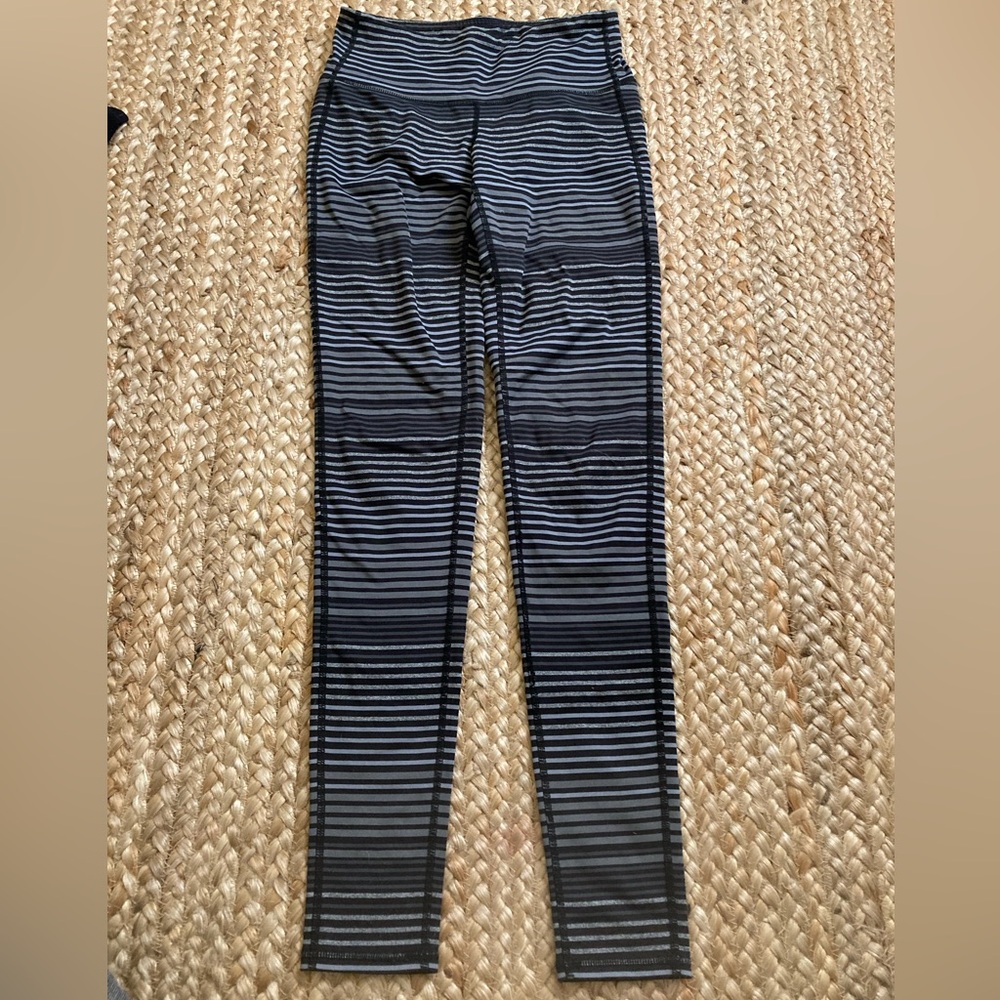Striped Athleta leggings XS